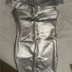 BOOHOO • Silver Metallic Dress • SIZE 6